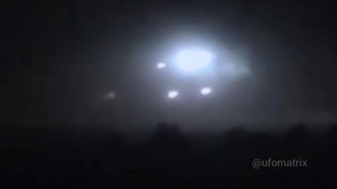 ⁣⁣UFO over the sky of Texas, USA. 03/02/2021