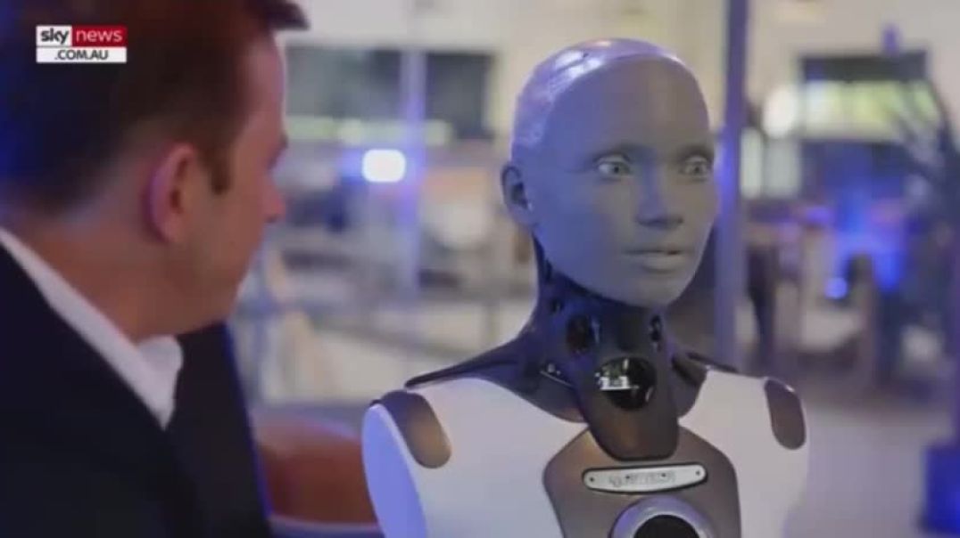⁣Humanoid robots should go into mass production by 2025.